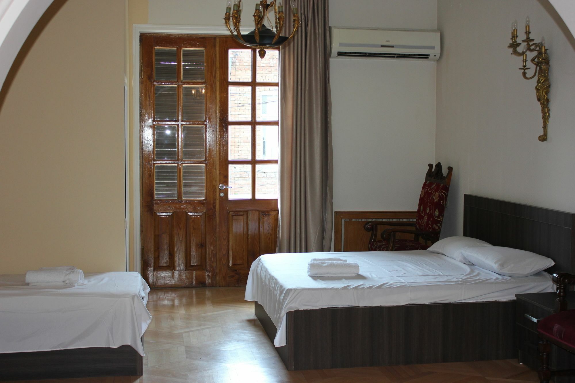 Vedzisi Garden Hotel 第比利斯 外观 照片